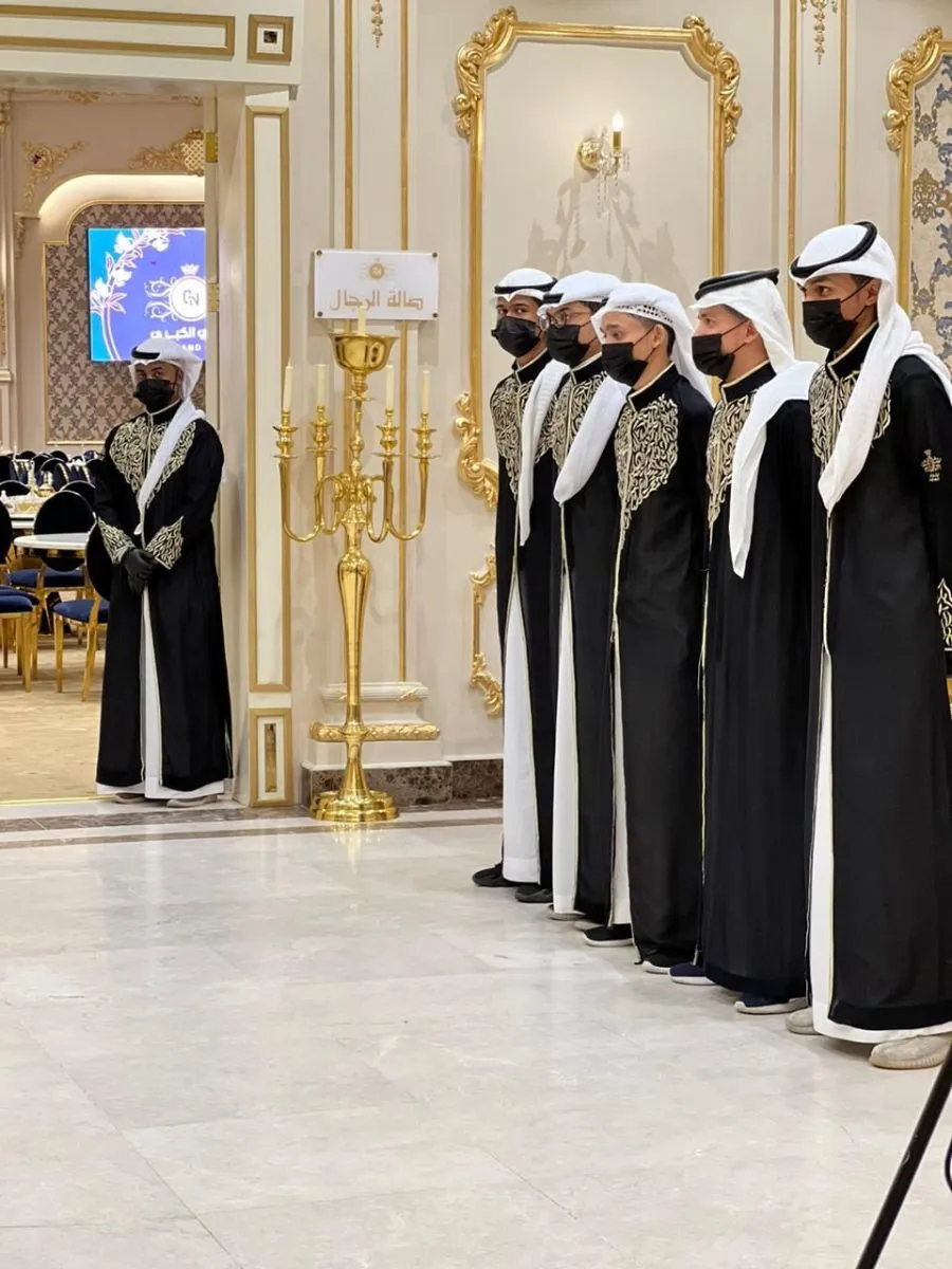 قهوجيين وصبابين لخدمات القهوة في جميع المناسبات