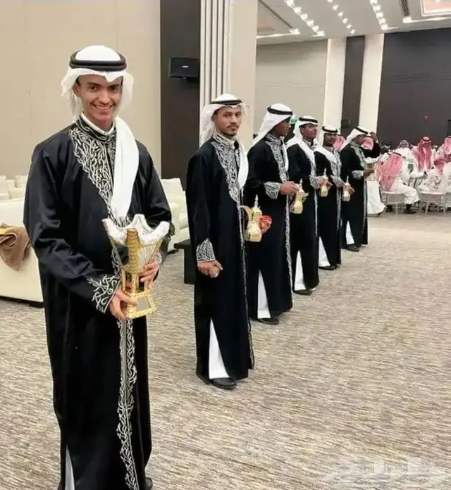 قهوجيين وصبابين لخدمة ضيوف الاستراحات والقصور