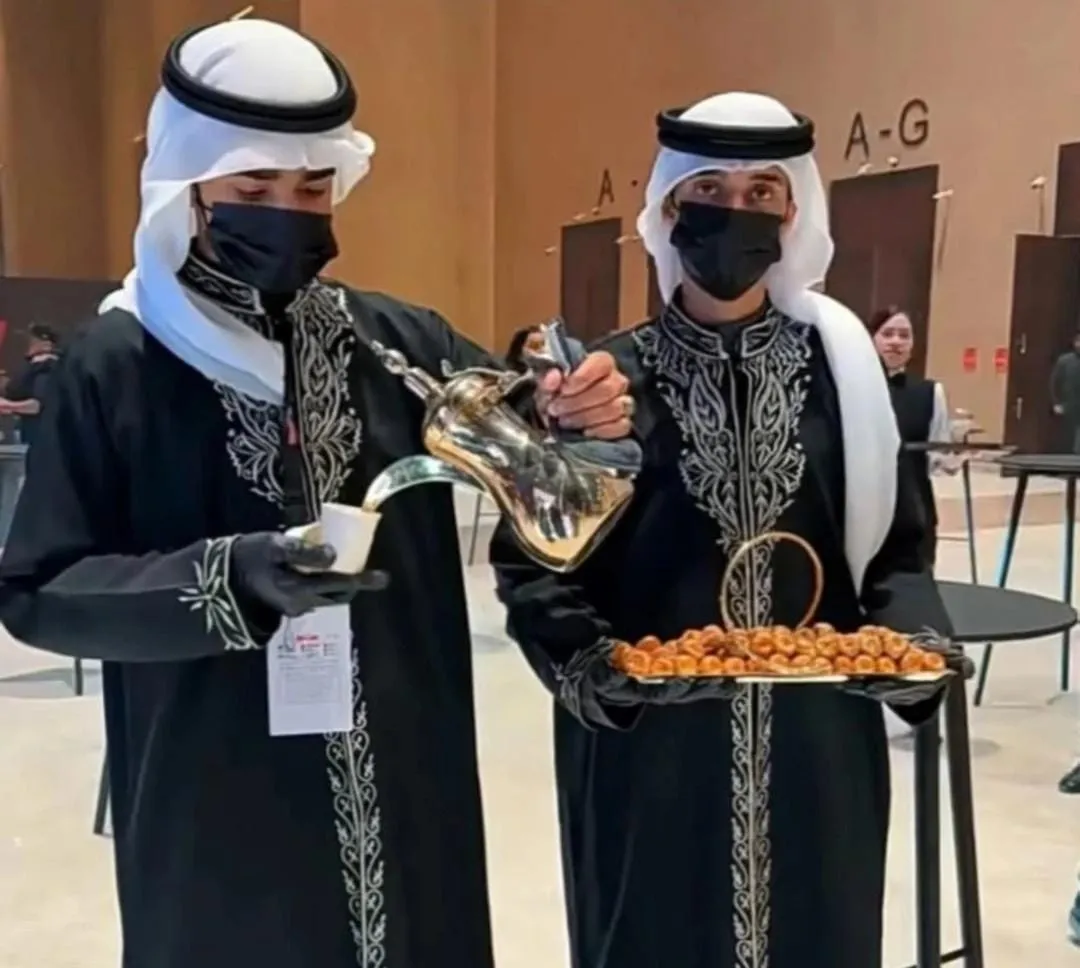 قهوجي صباب بالرياض للعزاء
