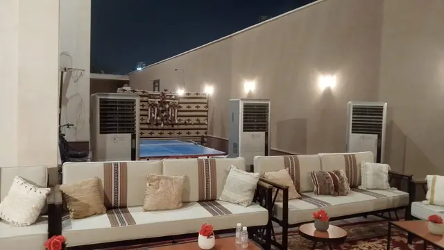 قهوجيين وصبابين عزاء