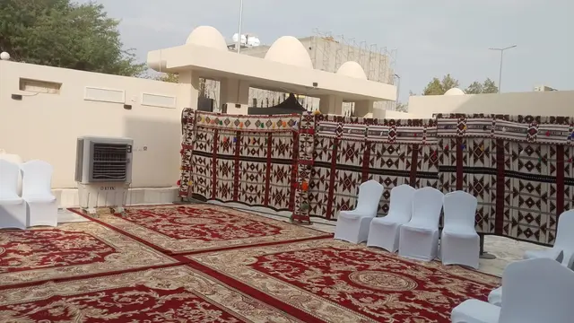 قهوجي وصبابين عزاء