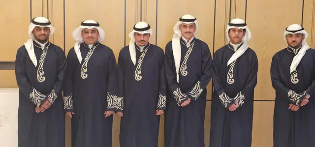قهوجين صبابين قهوة للعزاء