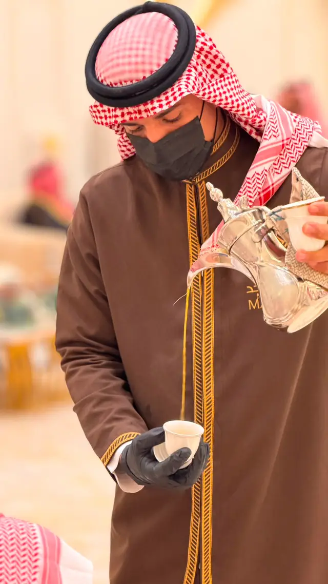 قهوجيين وصبابين الصحافة